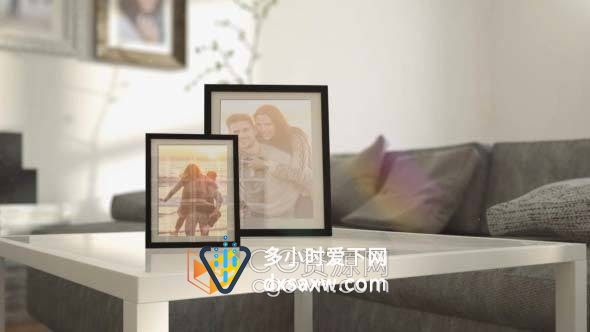 AE模板-家里墙壁上挂满照片相框展示动画视频相册