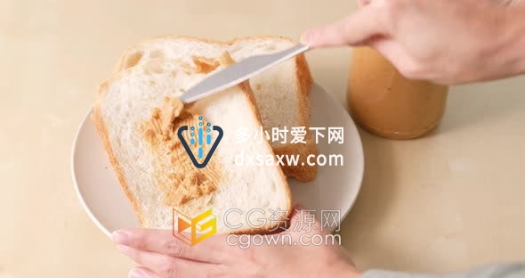 实拍素材-给面包涂上花生酱健康营养早餐宣传视频素材