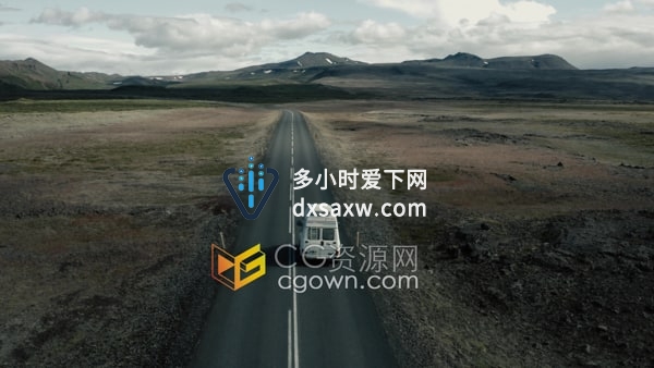 航拍一辆白色露营车房车行驶在山谷道路中-视频素材