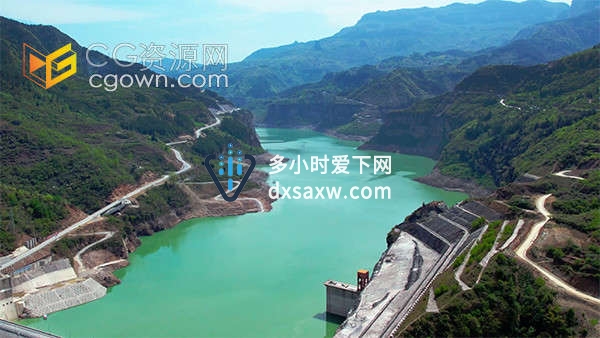 航拍夏季青山绿水唯美湖水水库风光实拍视频